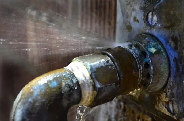 7 Ways To Diagnose Water Leaks In Your Home
